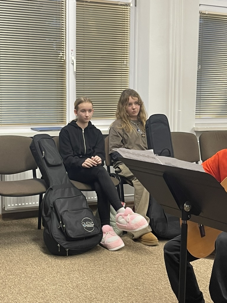 D6FD1A4E-3581-475E-ABAE-F35DB6A857C6_1_105_c